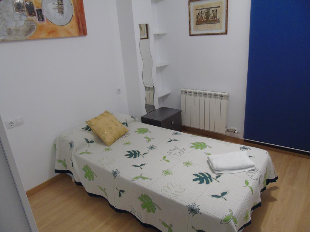 Apartamentos Mequedo Alcañiz Buitenkant foto